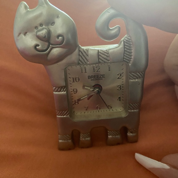 Cat standing clock Breeze collection - Picture 12 of 13